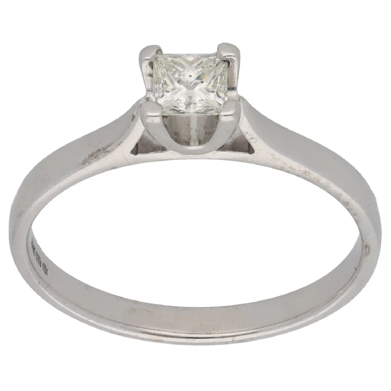 Cushion cut engagement rings for women-18ct White Gold 0.40ct Diamond Solitaire Ring Size O