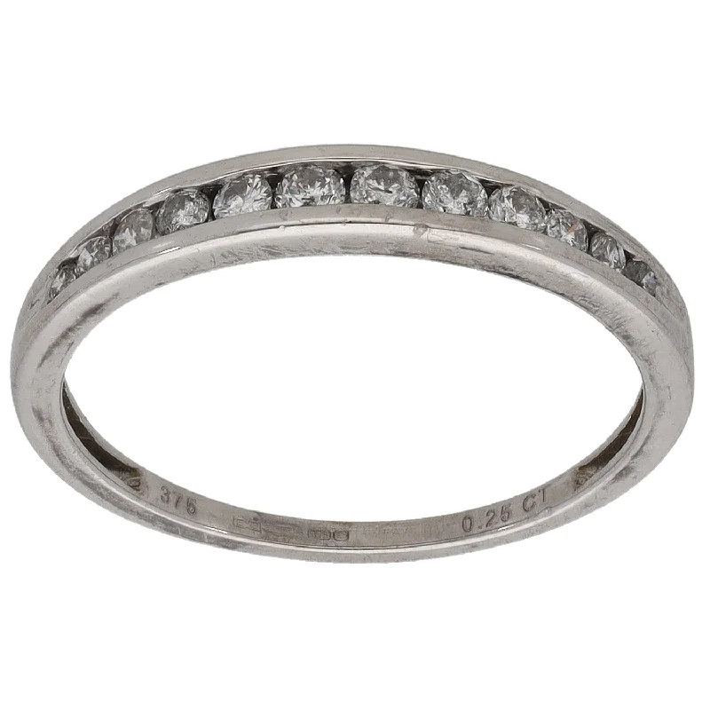 Round engagement rings for women-9ct Gold 0.25ct Diamond Half Eternity Ring Size L