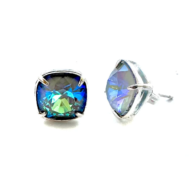 Fashionable earrings for women-earrings . nouveau swarovski studs . SMALL