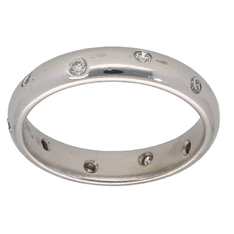 Engagement rings for women with unique diamonds-18ct White Gold 0.30ct Diamond Eternity Ring Size N