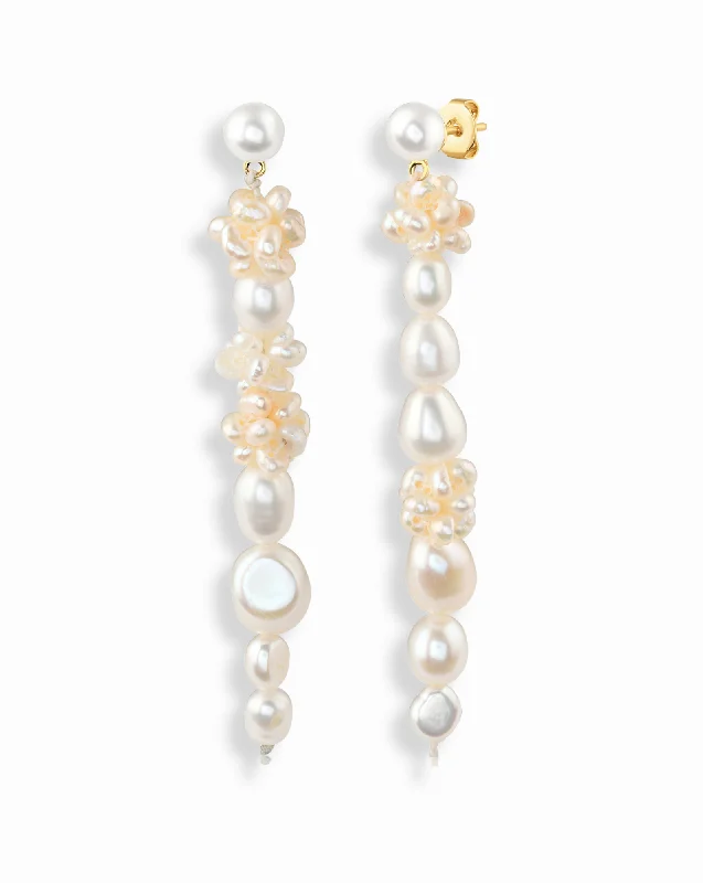 Round diamond earrings for women-Amelie Pearl Drop Earrings