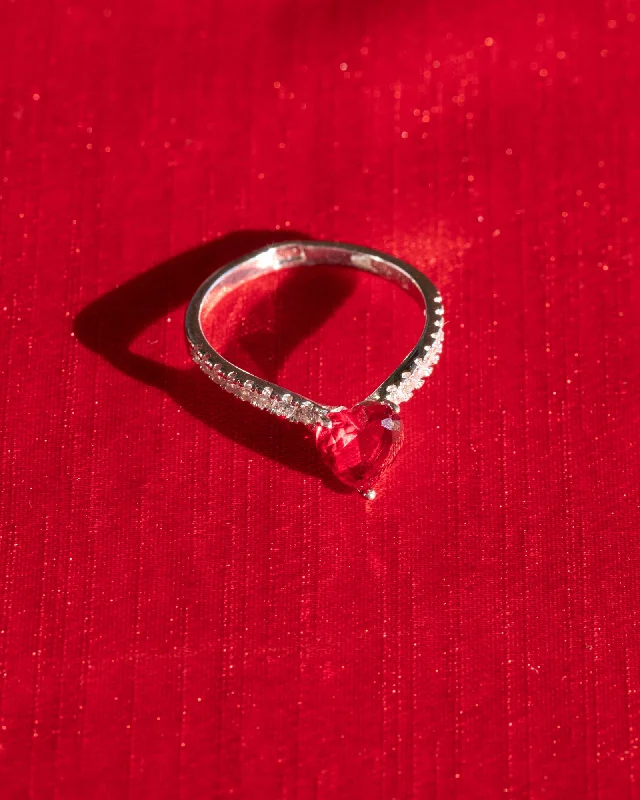 Stackable diamond ring for women-Zircon Red Single Heart Ring