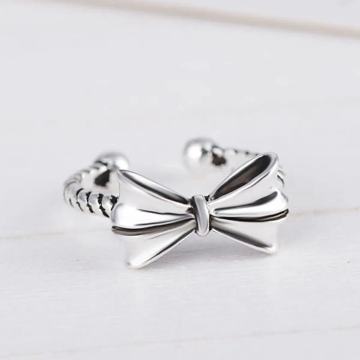 Oval diamond ring for women-Wholesale Cute Retro Bow Knot Copper Open Rings