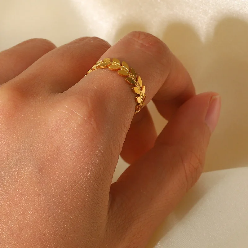 Infinity ring for women-New Simple Leaf-shaped 18k Gold Stainless Steel  Open Ring