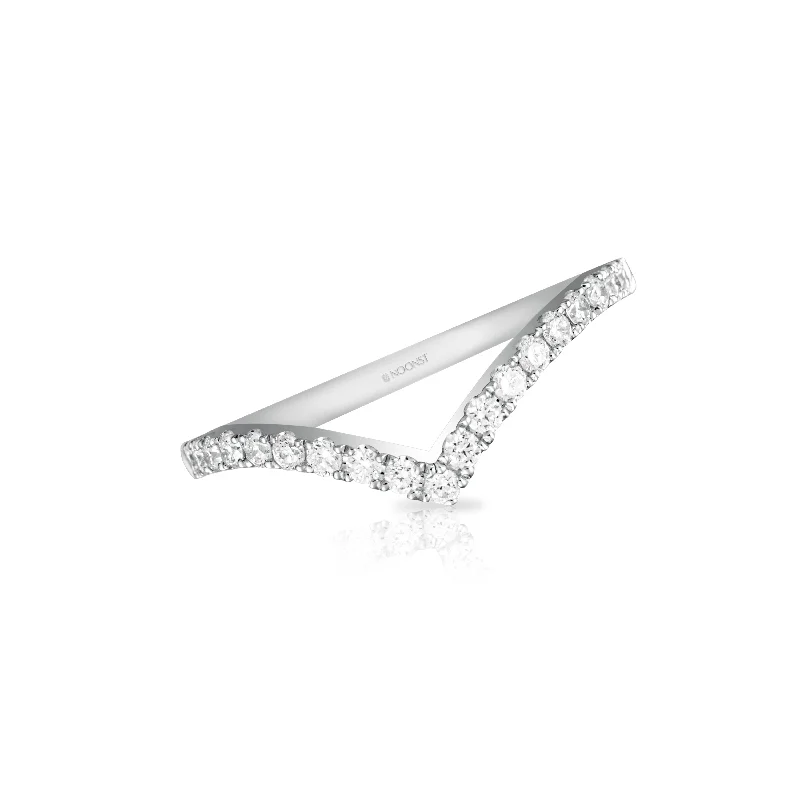 Promise ring with diamonds for women-V-SHAPED DIAMOND RING