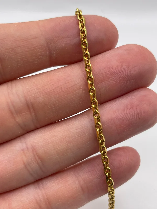 Women’s link bracelet-9ct gold bracelet