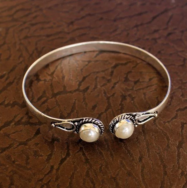 Friendship charm bracelet for women-German Silver White Pearl Stone Bracelet