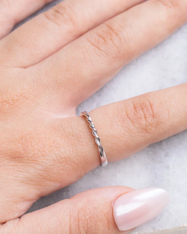 Chunky ring for women-Tiny Plain Braided Ring