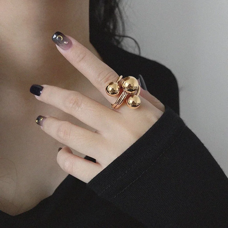 Planet Index Finger Ring Gold