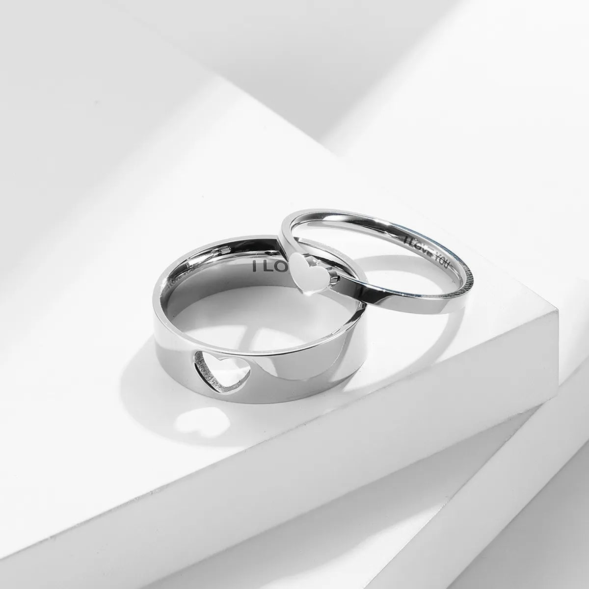 Wedding ring set for women-Fashion Heart-shaped Hollow Men And Women Titanium Steel Ring